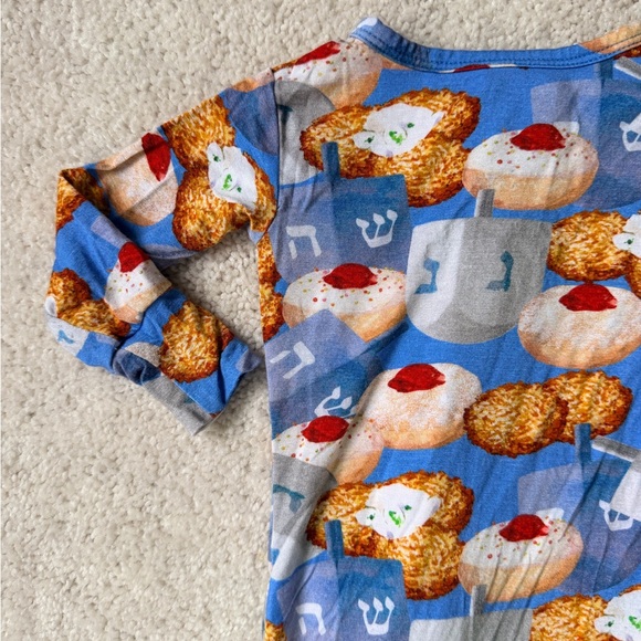 Posh Peanut Hanukkah Print Kids Footie Zipped One Piece - Picture 11 of 12
